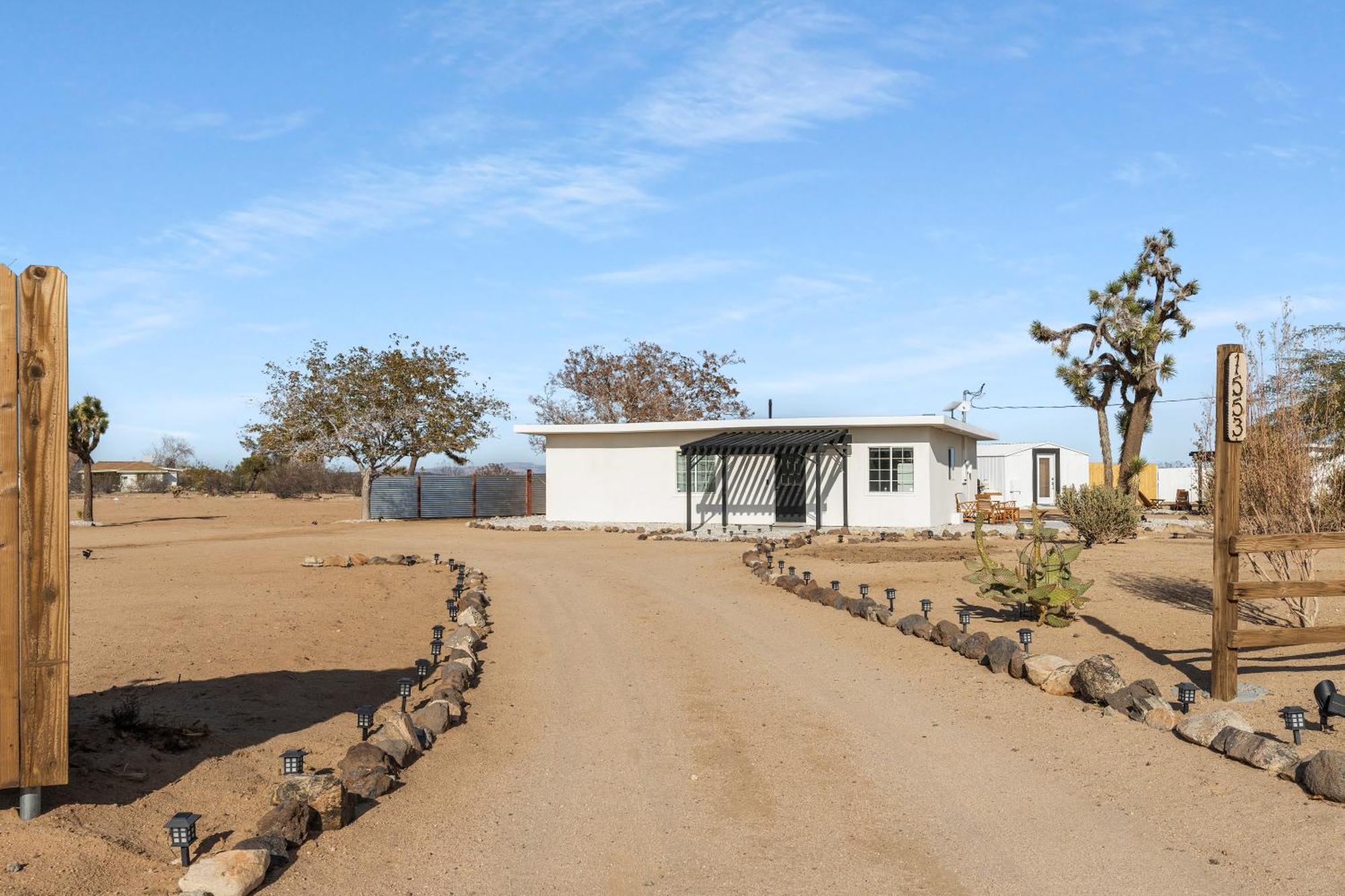 Private Jt Cabin - Ev L2 Station, Hammocks, Fire Pit, Bbq, Bocce Ball, Cornhole Yucca Valley Exterior foto