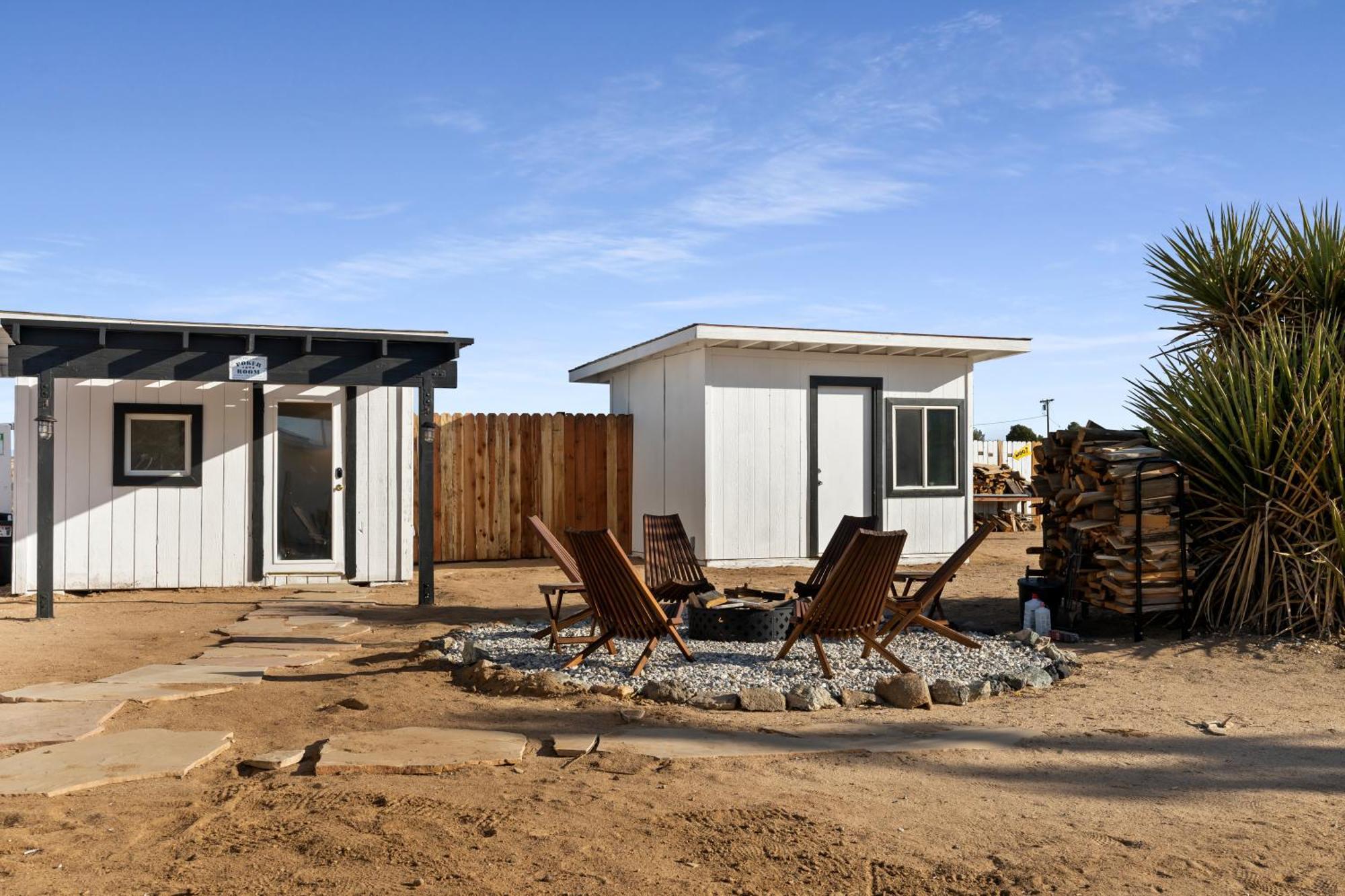 Private Jt Cabin - Ev L2 Station, Hammocks, Fire Pit, Bbq, Bocce Ball, Cornhole Yucca Valley Exterior foto